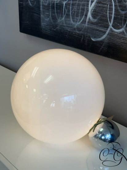 ’Copycat’ Table Lamp W/2 Connected Spheres Hand Blown White Glass/Metal 15x12x12’’ Table Lamp