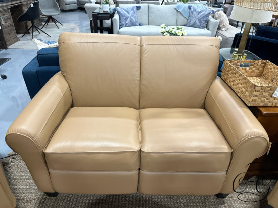 Lazboy Light Tan Leather Power Duo Reclining Loveseat W/Rolled Arms Usb Ports