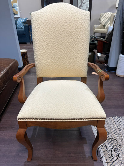 Light Yellow Vine Pattern Tone On Fabric Arm Chair W/Maple Cabriole Legs Dining