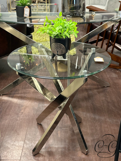 Round Glass Top Chrome Base End Table 24x24x24’’ End